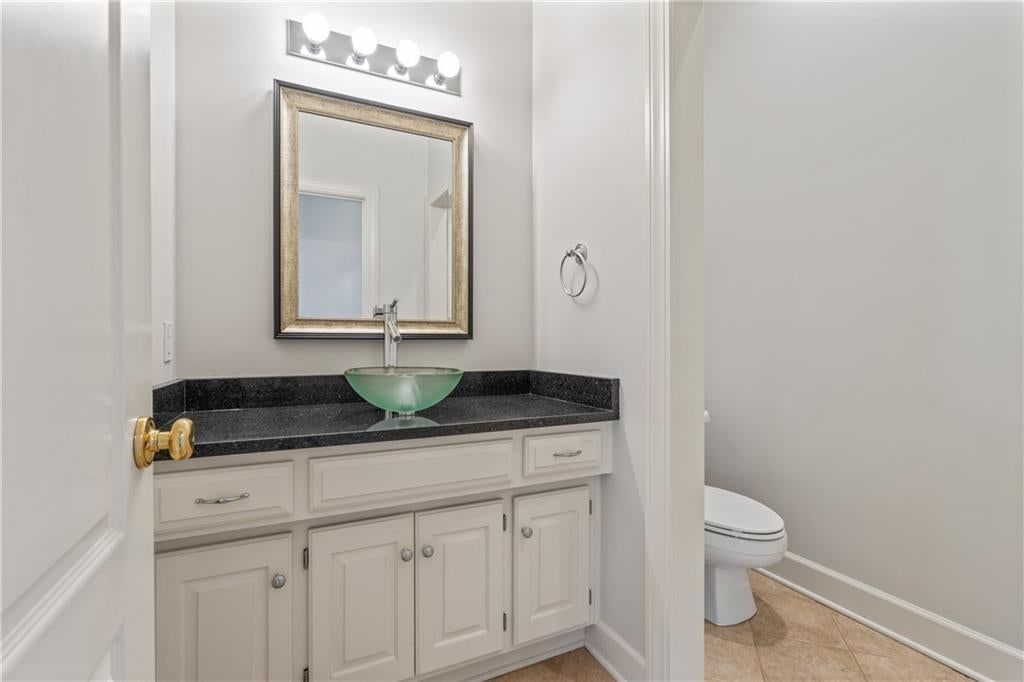 Photo 45 of 65 - 3608 W 153rd Street, Leawood, KS 66224