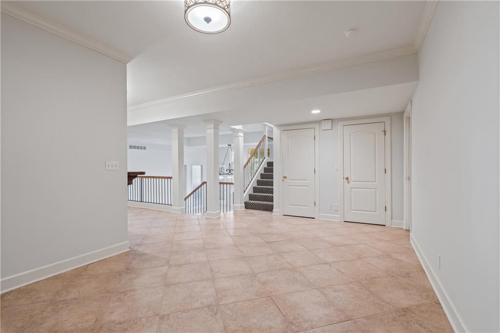 Wet bar at 3608 W 153rd Street, Leawood, KS 66224