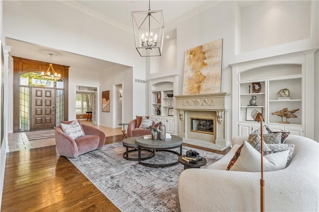 Photo 7 of 65 - 3608 W 153rd Street, Leawood, KS 66224