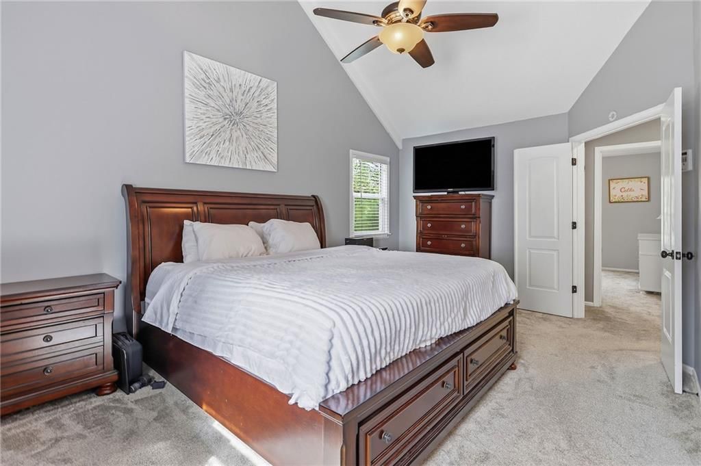 Carpet at 14513 90TH Court, Lenexa, KS 66215