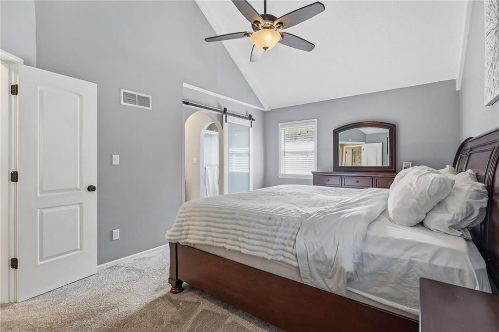 Photo 15 of 28 - 14513 90TH Court, Lenexa, KS 66215