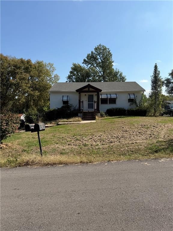 6125 N Denver Avenue, Kansas City, MO