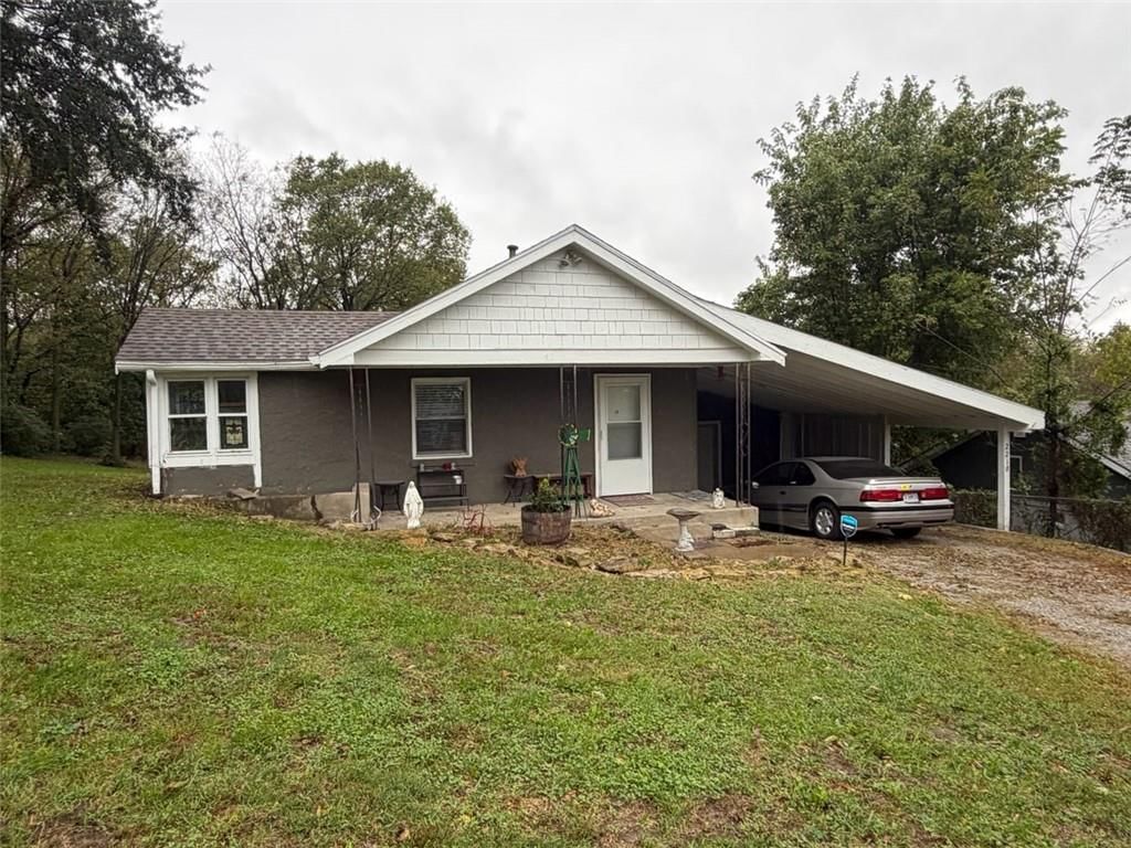 2218 S Glenwood Avenue, Independence, MO