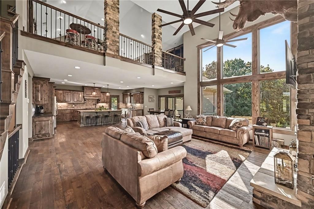 Open floor plan at 12924 Jacob Lane, Kearney, MO 64060