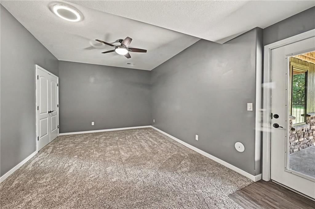 Photo 39 of 57 - 12924 Jacob Lane, Kearney, MO 64060