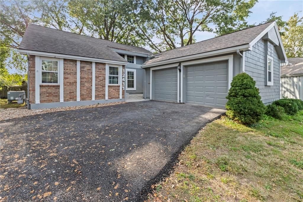 12411 W 82nd Terrace, Lenexa, KS