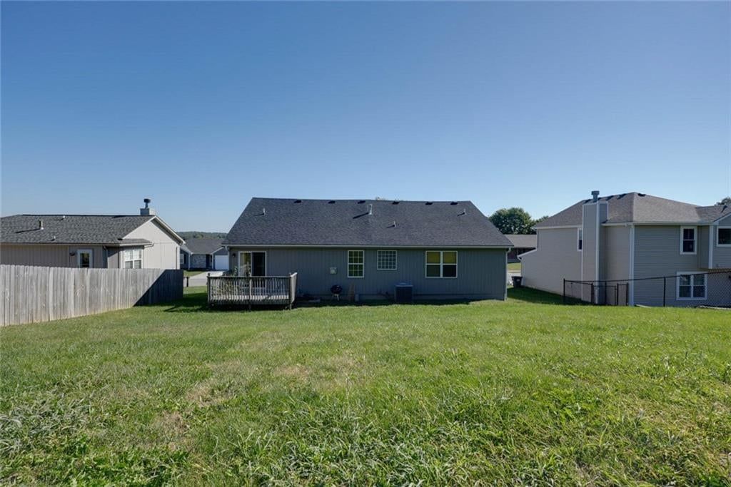 Photo 37 of 41 - 716 SW Brome Drive, Grain Valley, MO 64029