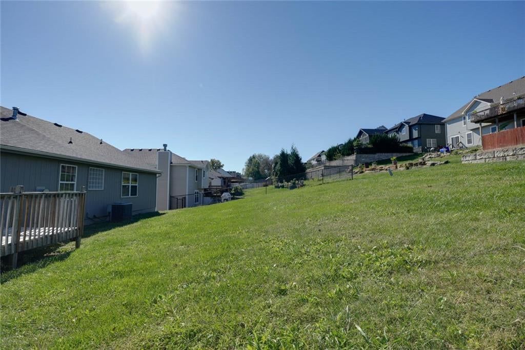 Photo 36 of 41 - 716 SW Brome Drive, Grain Valley, MO 64029