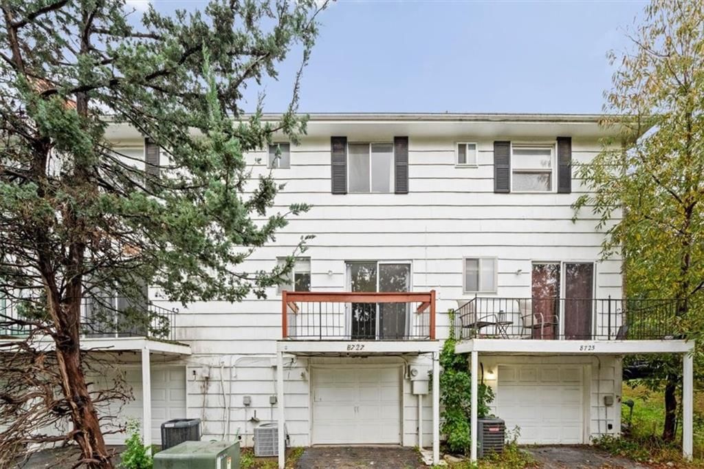 Photo 24 of 28 - 8727 Sycamore Avenue, Kansas City, MO 64138