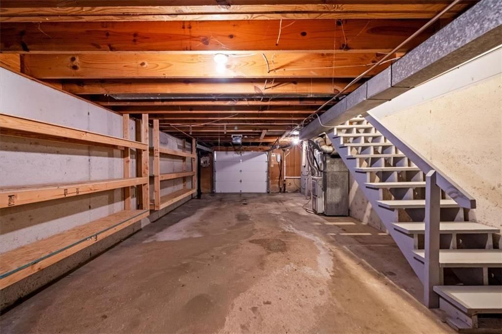 Photo 21 of 28 - 8727 Sycamore Avenue, Kansas City, MO 64138