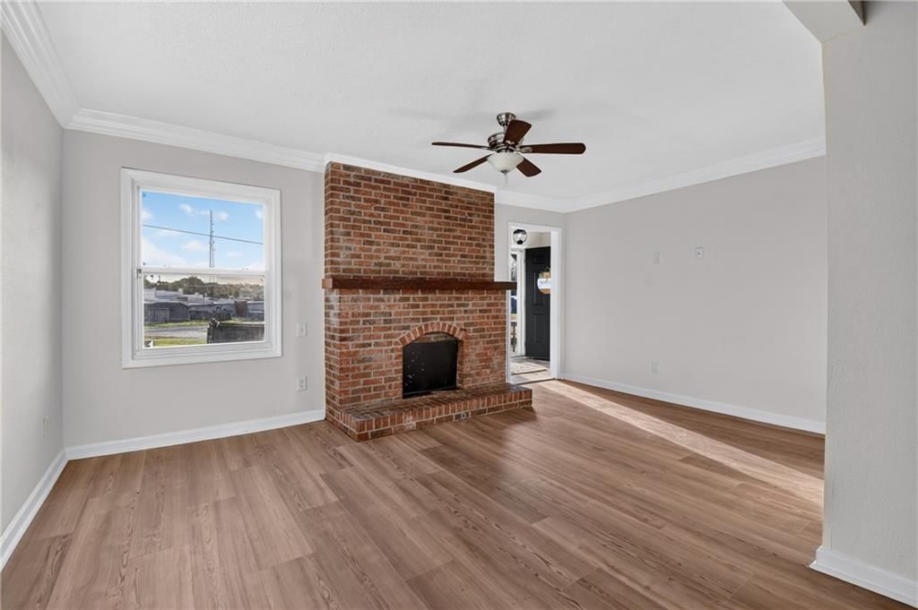 219 S FRONT Street, Pleasant Hill, MO
