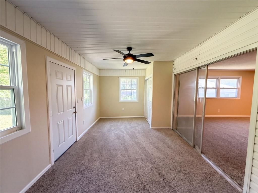 Sunroom at 602 W 101st Street, Kansas City, MO 64114