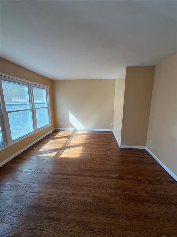 Photo 13 of 21 - 602 W 101st Street, Kansas City, MO 64114