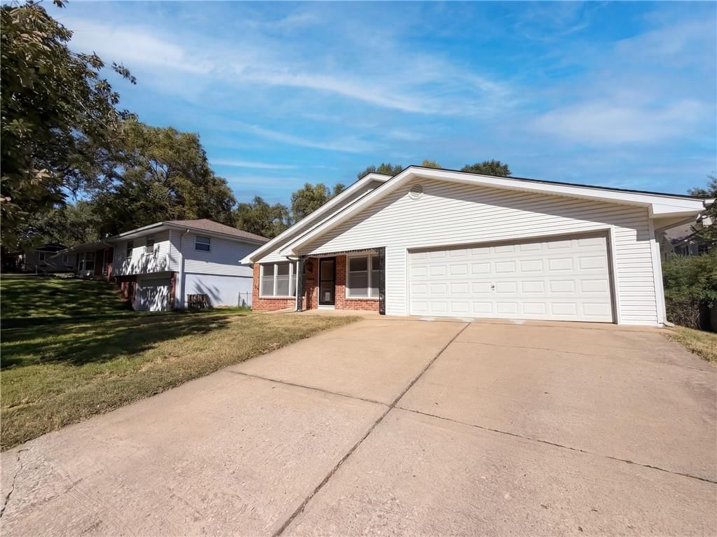 Photo 21 of 21 - 602 W 101st Street, Kansas City, MO 64114