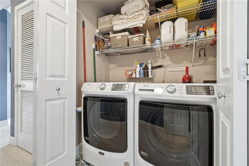 Photo 21 of 28 - 11604 Tomahawk Creek Parkway #A, Leawood, KS 66211