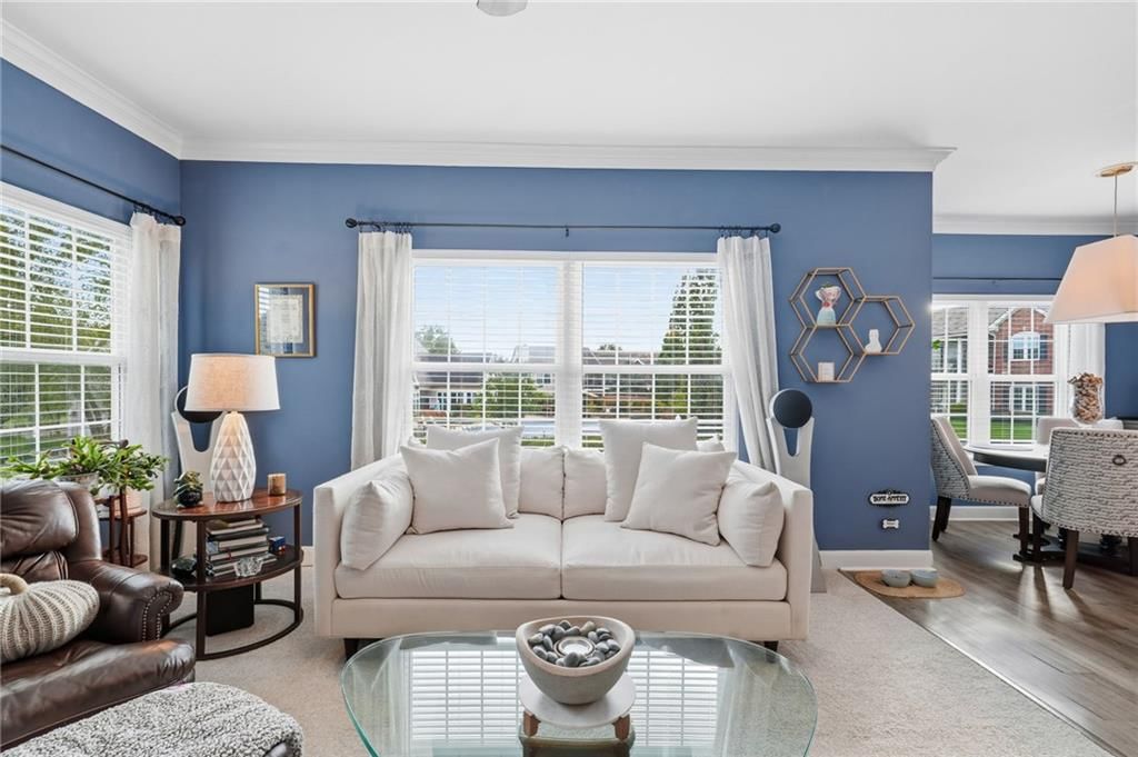 Photo 4 of 28 - 11604 Tomahawk Creek Parkway #A, Leawood, KS 66211