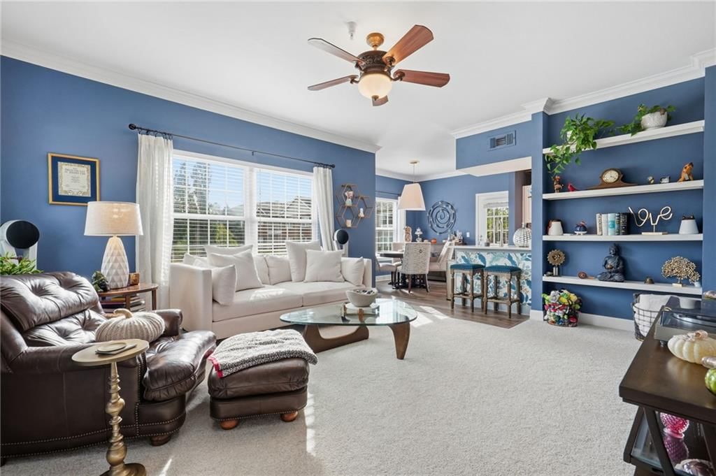 Photo 3 of 28 - 11604 Tomahawk Creek Parkway #A, Leawood, KS 66211