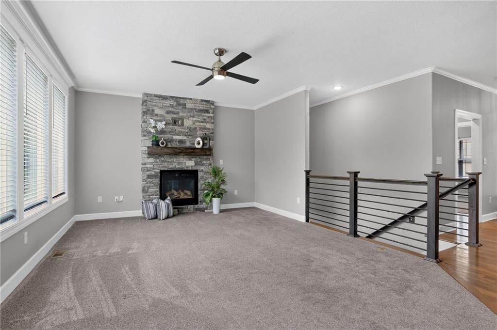 Carpet at 21421 E 32nd Terrace S, Independence, MO 64057