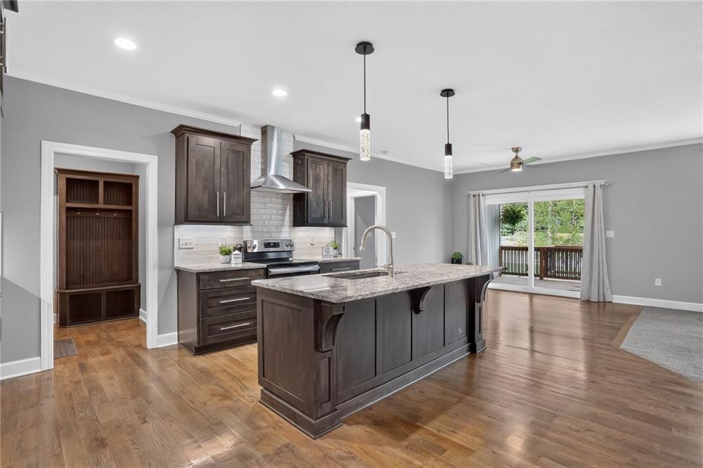 Photo 8 of 45 - 21421 E 32nd Terrace S, Independence, MO 64057