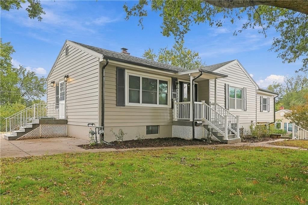 Photo 19 of 24 - 10131 E 79th Terrace, Raytown, MO 64138