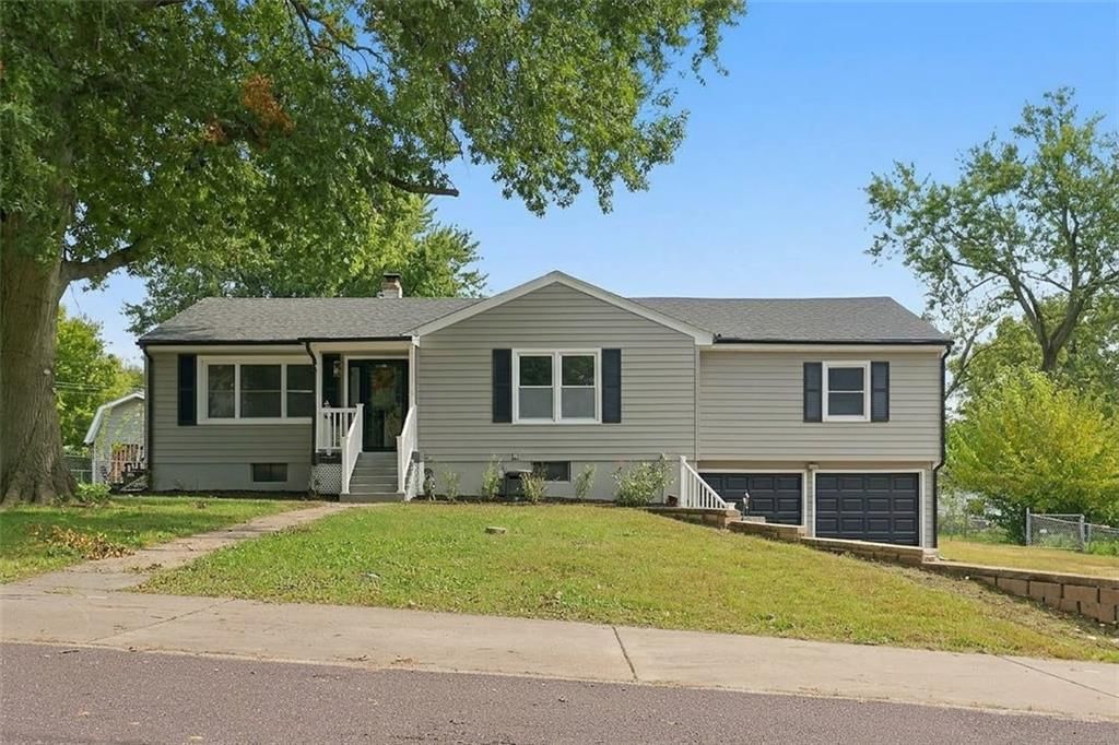 10131 E 79th Terrace, Raytown, MO