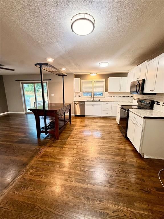 3831 S Kiger Road, Independence, MO: listing photo 3