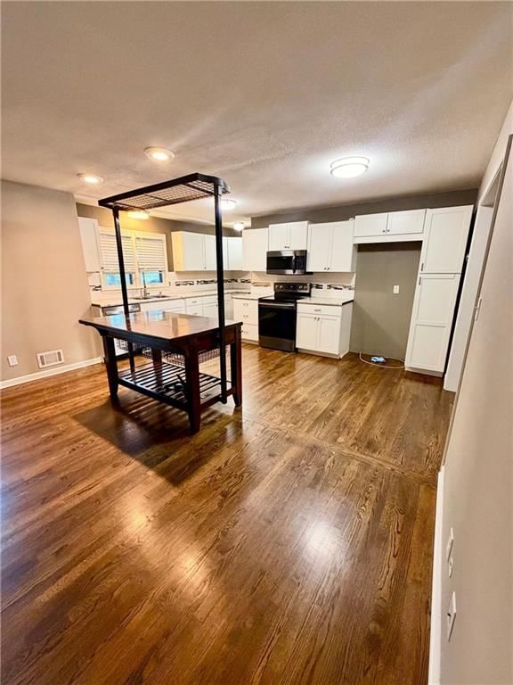 3831 S Kiger Road, Independence, MO: listing photo 2