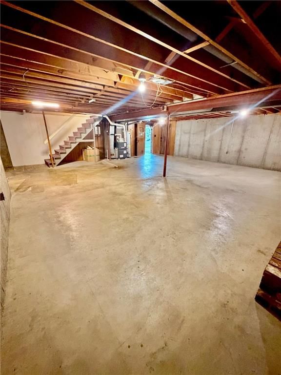 Staircase at 3831 S Kiger Road, Independence, MO 64055