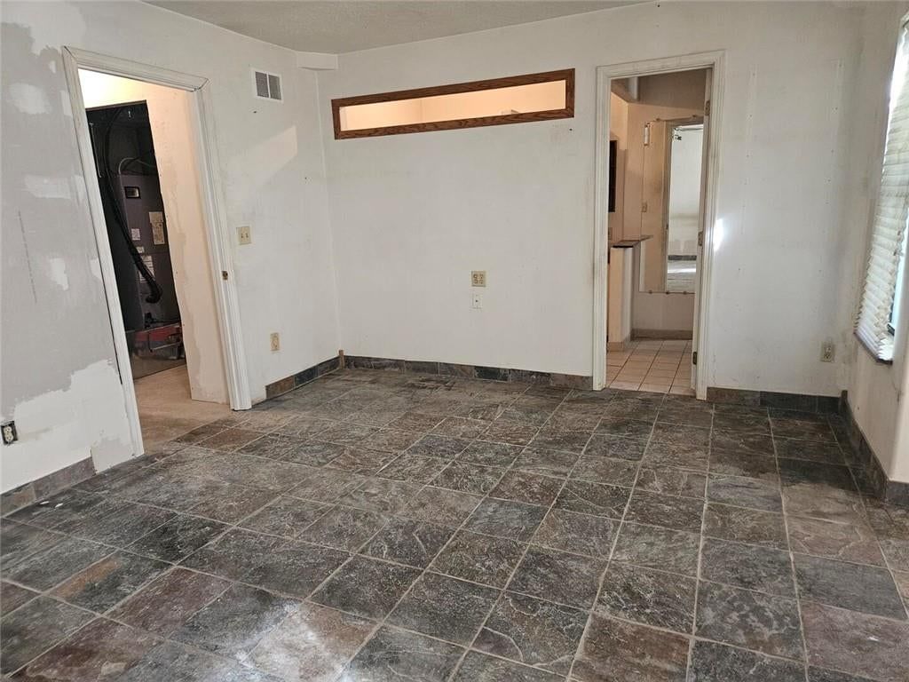 Photo 26 of 42 - 11303 E Sheley Road, Independence, MO 64052