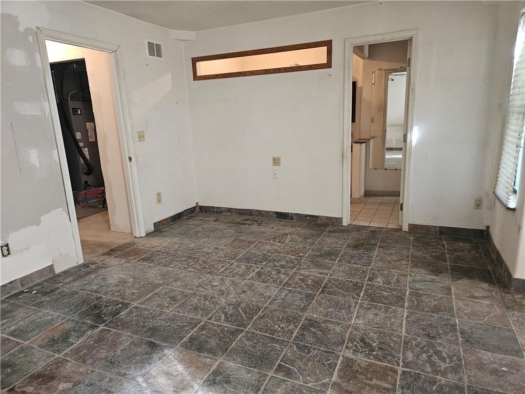 Photo 23 of 42 - 11303 E Sheley Road, Independence, MO 64052