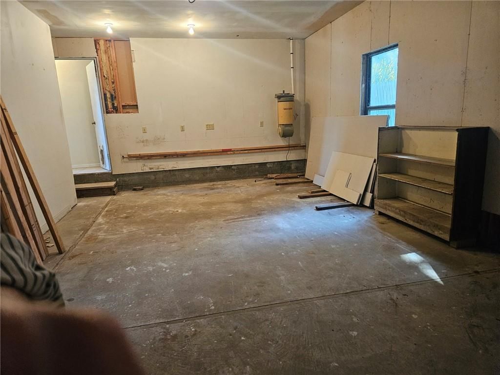 Photo 40 of 42 - 11303 E Sheley Road, Independence, MO 64052