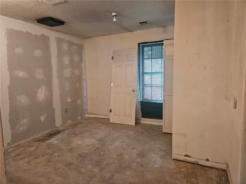 Photo 36 of 42 - 11303 E Sheley Road, Independence, MO 64052