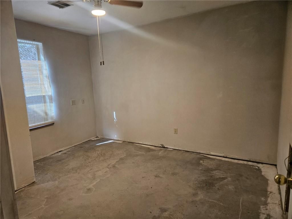 Photo 32 of 42 - 11303 E Sheley Road, Independence, MO 64052