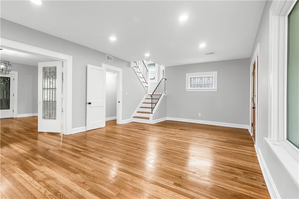 Photo 6 of 25 - 710 N 17th Street, Kansas City, KS 66102
