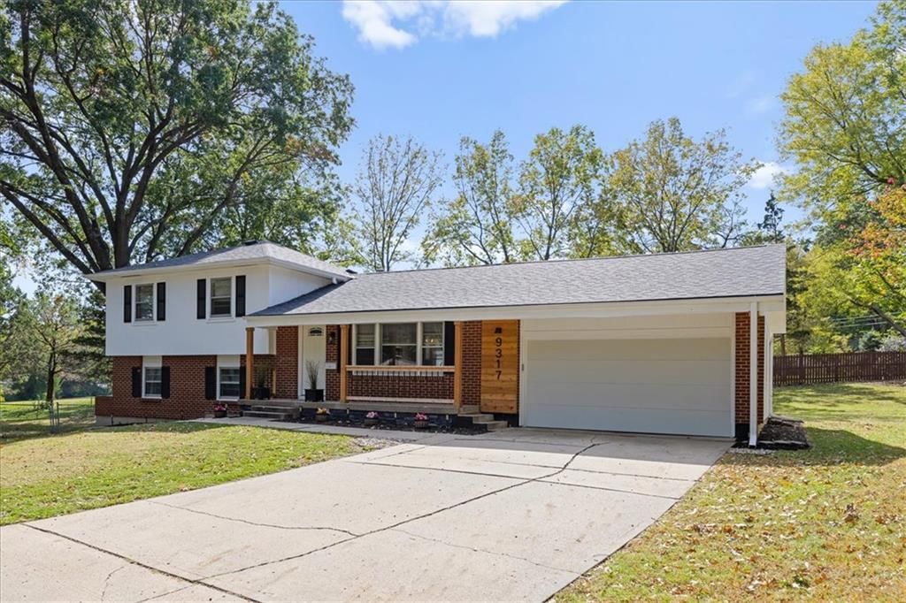 9317 Hardy Drive, Overland Park, KS