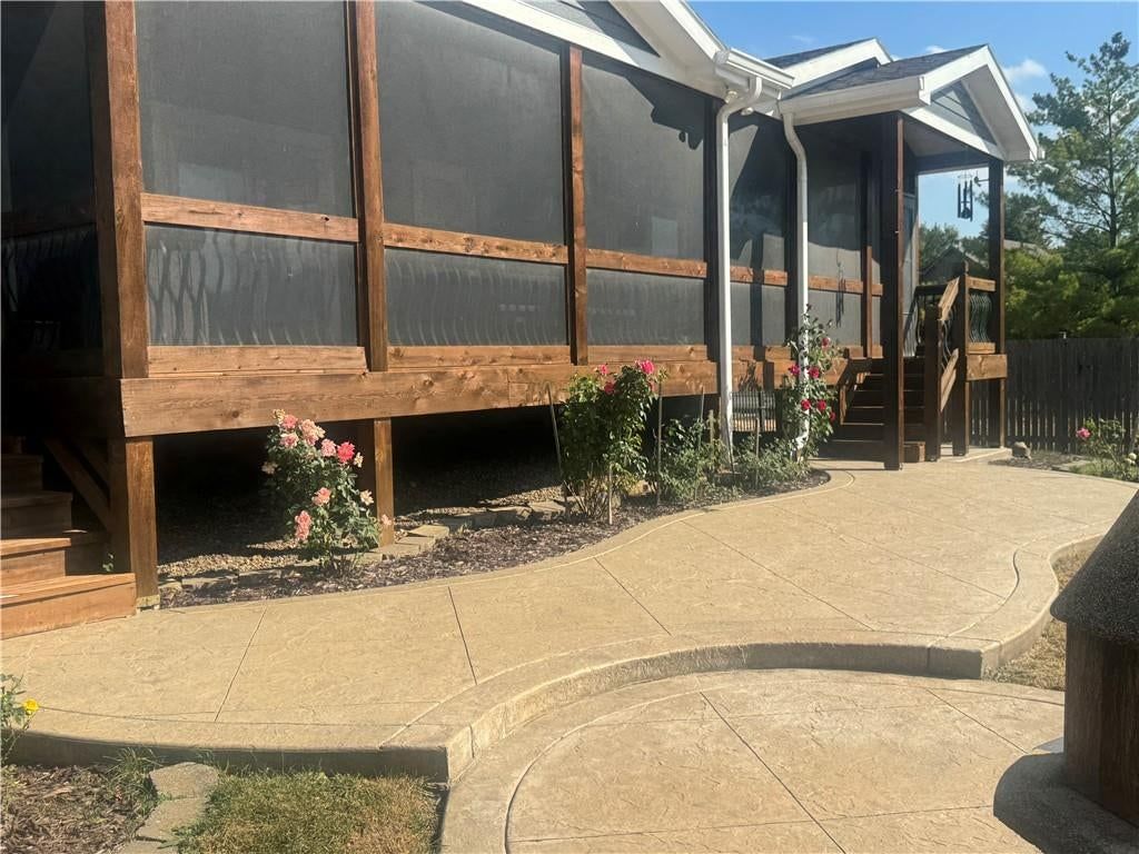 12332 S Clinton Street, Olathe, KS: listing photo 3