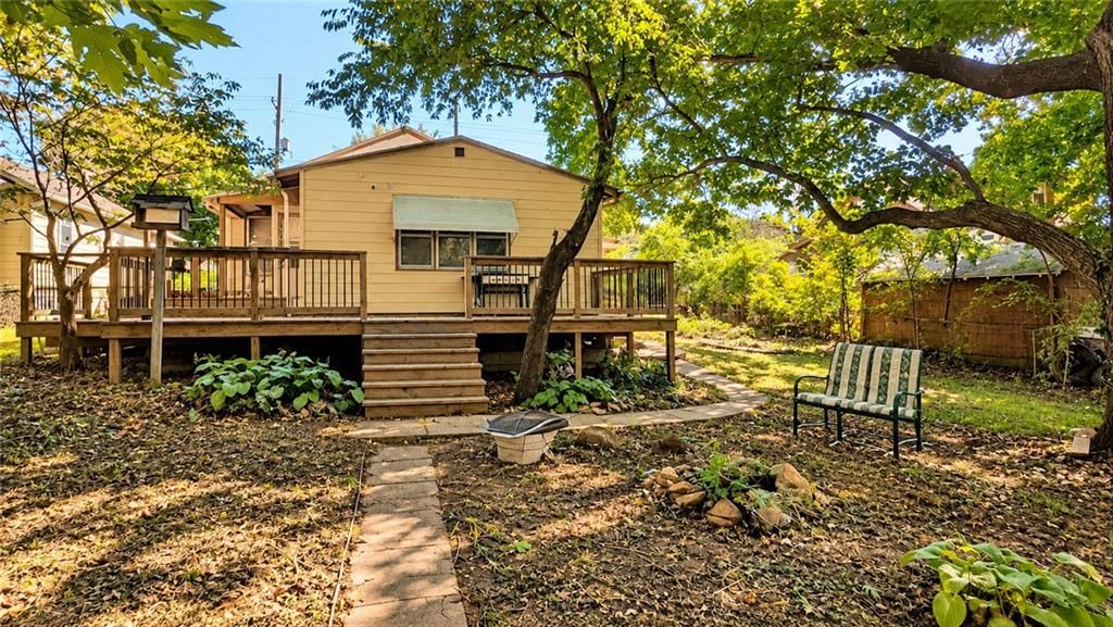 Fenced yard at 1820 S 22nd Street, Kansas City, KS 66106