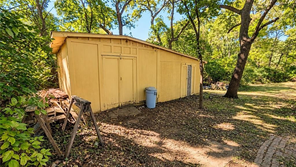 Photo 49 of 49 - 1820 S 22nd Street, Kansas City, KS 66106