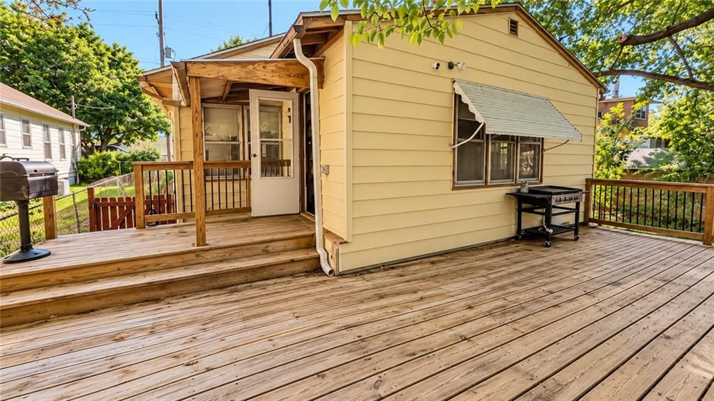 Deck at 1820 S 22nd Street, Kansas City, KS 66106
