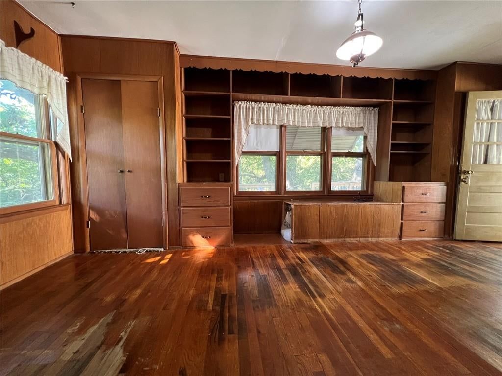Photo 34 of 49 - 1820 S 22nd Street, Kansas City, KS 66106
