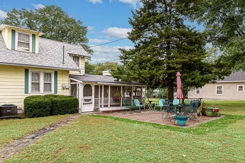 Photo 23 of 30 - 15552 Ripley Street, Basehor, KS 66007