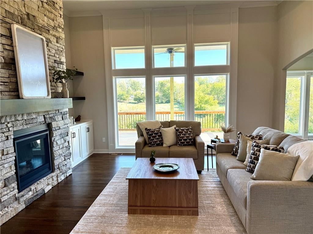 Photo 5 of 42 - 8965 NE 99th Street, Kansas City, MO 64157