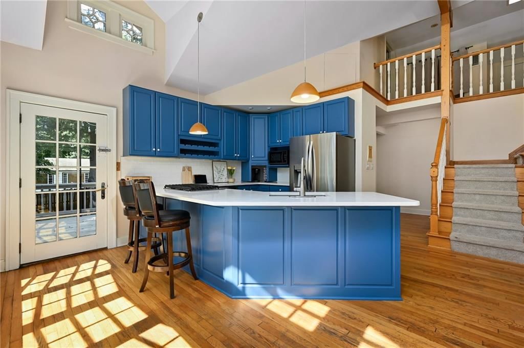 Photo 10 of 29 - 7444 Mercier Street, Kansas City, MO 64114