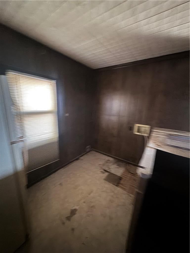 Photo 16 of 18 - 316 S White Avenue, Kansas City, MO 64123