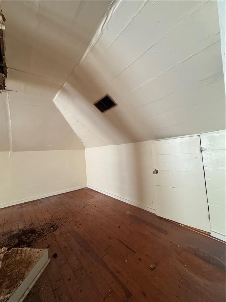 Photo 14 of 18 - 316 S White Avenue, Kansas City, MO 64123