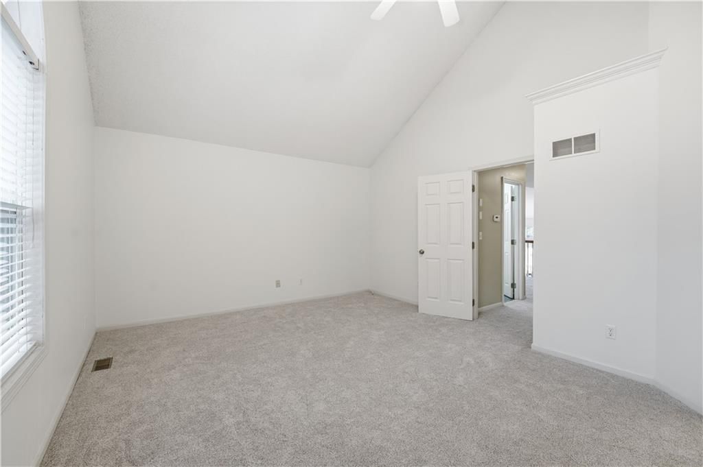 Photo 21 of 58 - 18470 W 161ST Street, Olathe, KS 66062