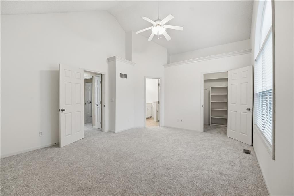 Photo 20 of 58 - 18470 W 161ST Street, Olathe, KS 66062