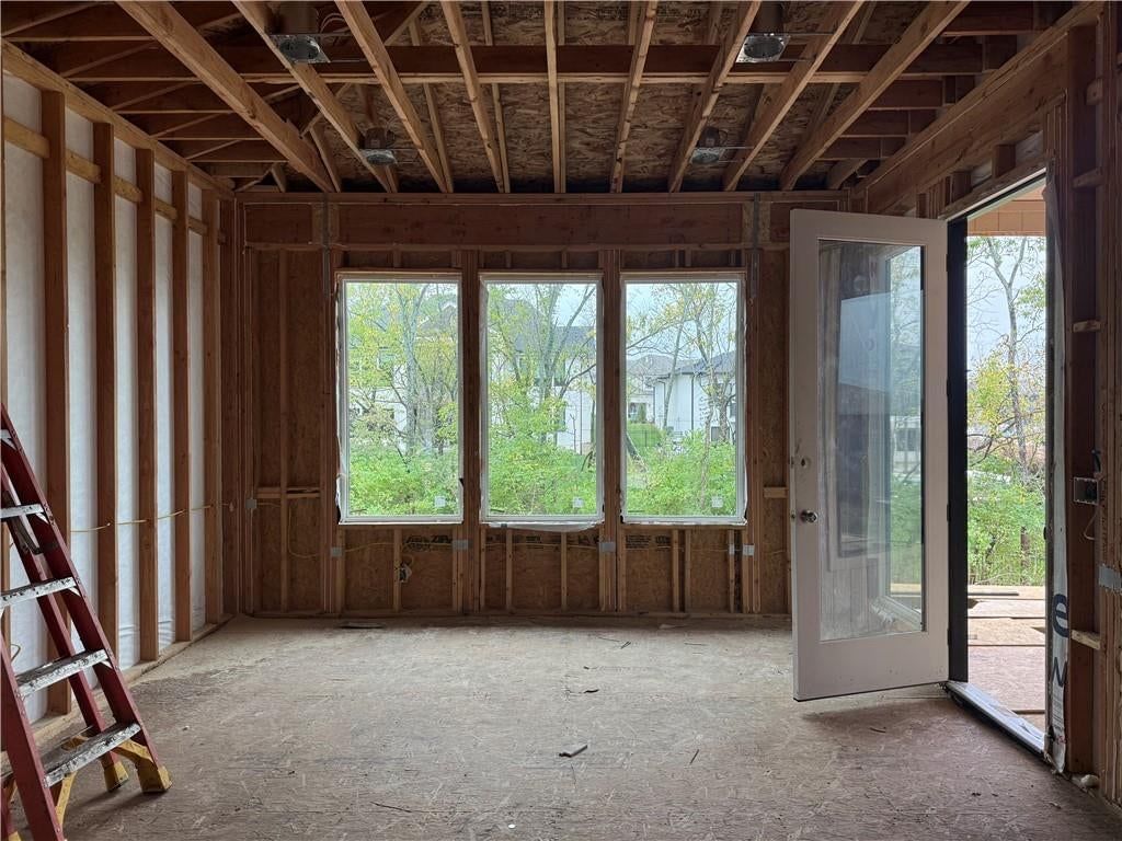 Photo 43 of 47 - 7936 Noble Street, Shawnee, KS 66220