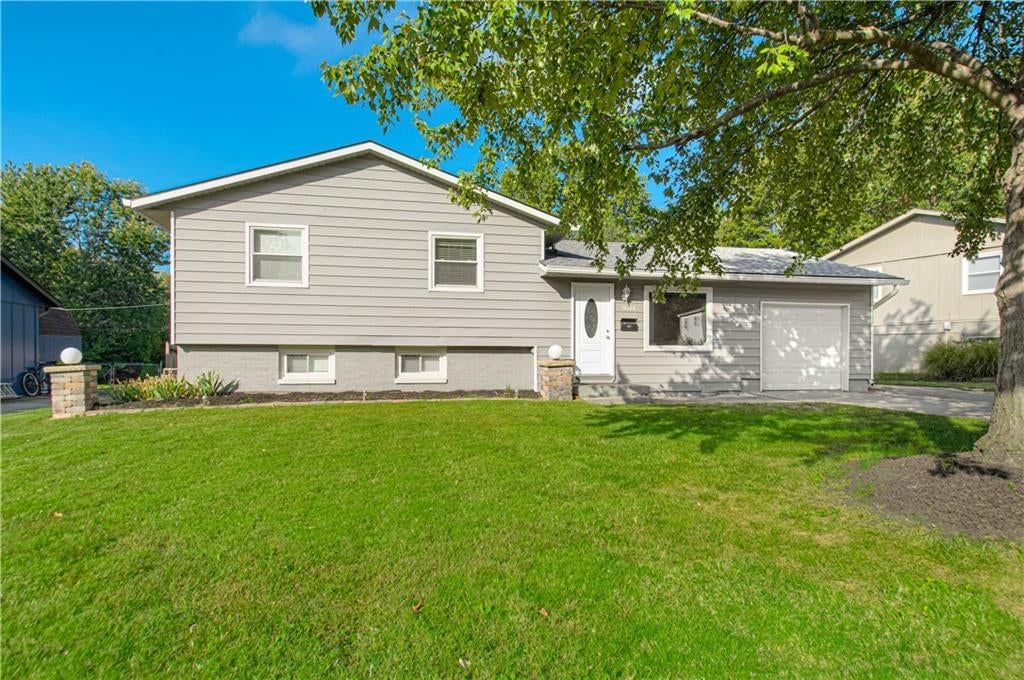 Photo 29 of 29 - 10006 Benson Street, Overland Park, KS 66212