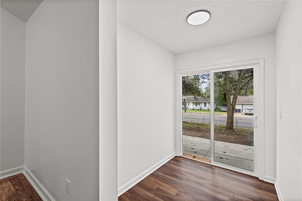 Photo 14 of 38 - 8108 E 92nd Terrace, Kansas City, MO 64138